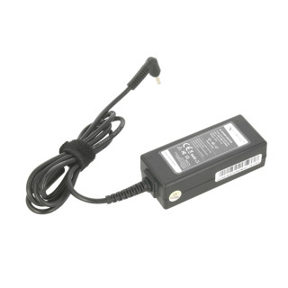 Încărcător pentru laptopuri Asus, 45W / 19V / 2,37A / 4,0mm x 1,35mm Încărcător pentru laptopuri Asus, 45W / 19V / 2,37A / 4,0mm x 1,35mm